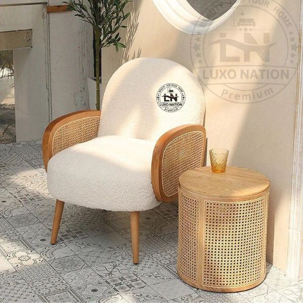 Royal Elegant Antique Wooden Arm Chair – Premium Modern Chair Design