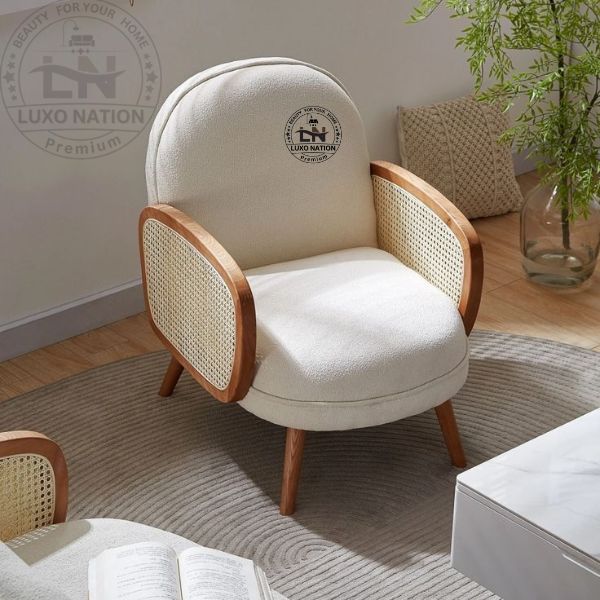 Royal Elegant Antique Wooden Arm Chair – Premium Modern Chair Design