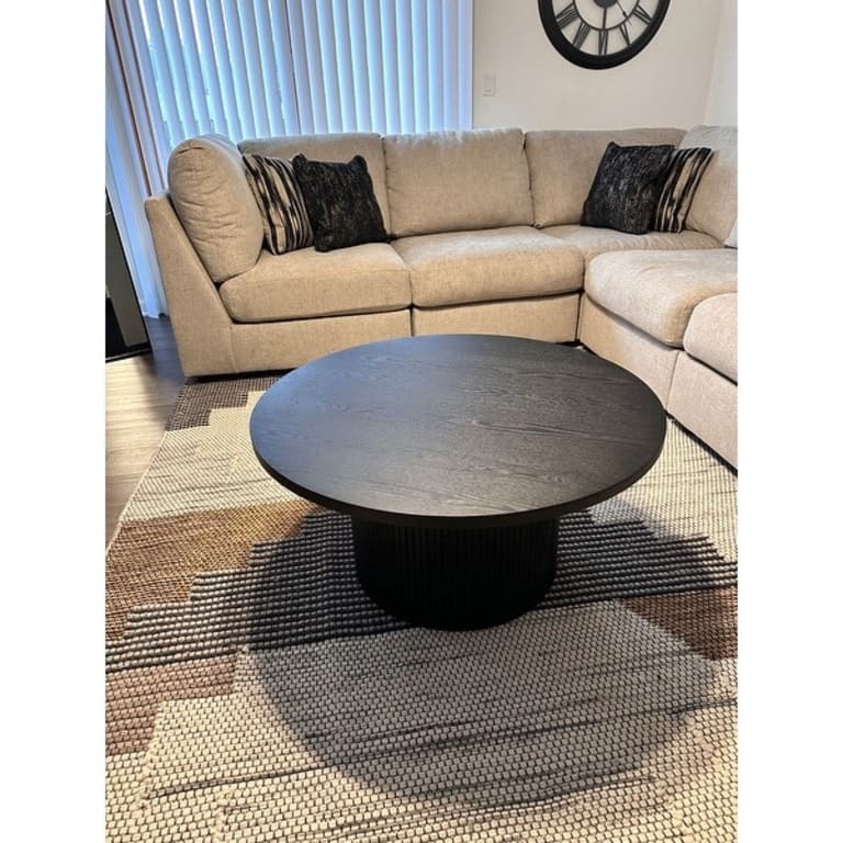 Luxo Nation Elegance: Round Coffee Table with Solid Wood Circle Pedestal, Finished in Black